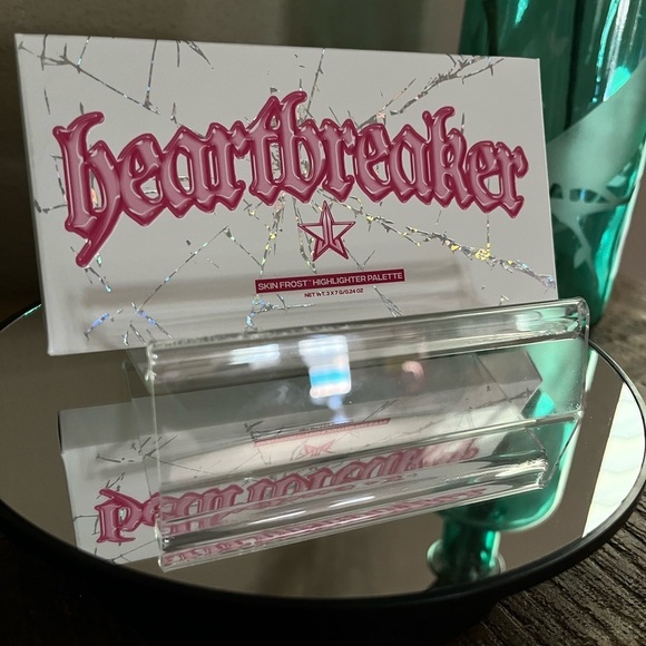 Jeffree Star Heartbreaker Skin Frost Highlighter Palette, NEW IN BOX! - Picture 4 of 7
